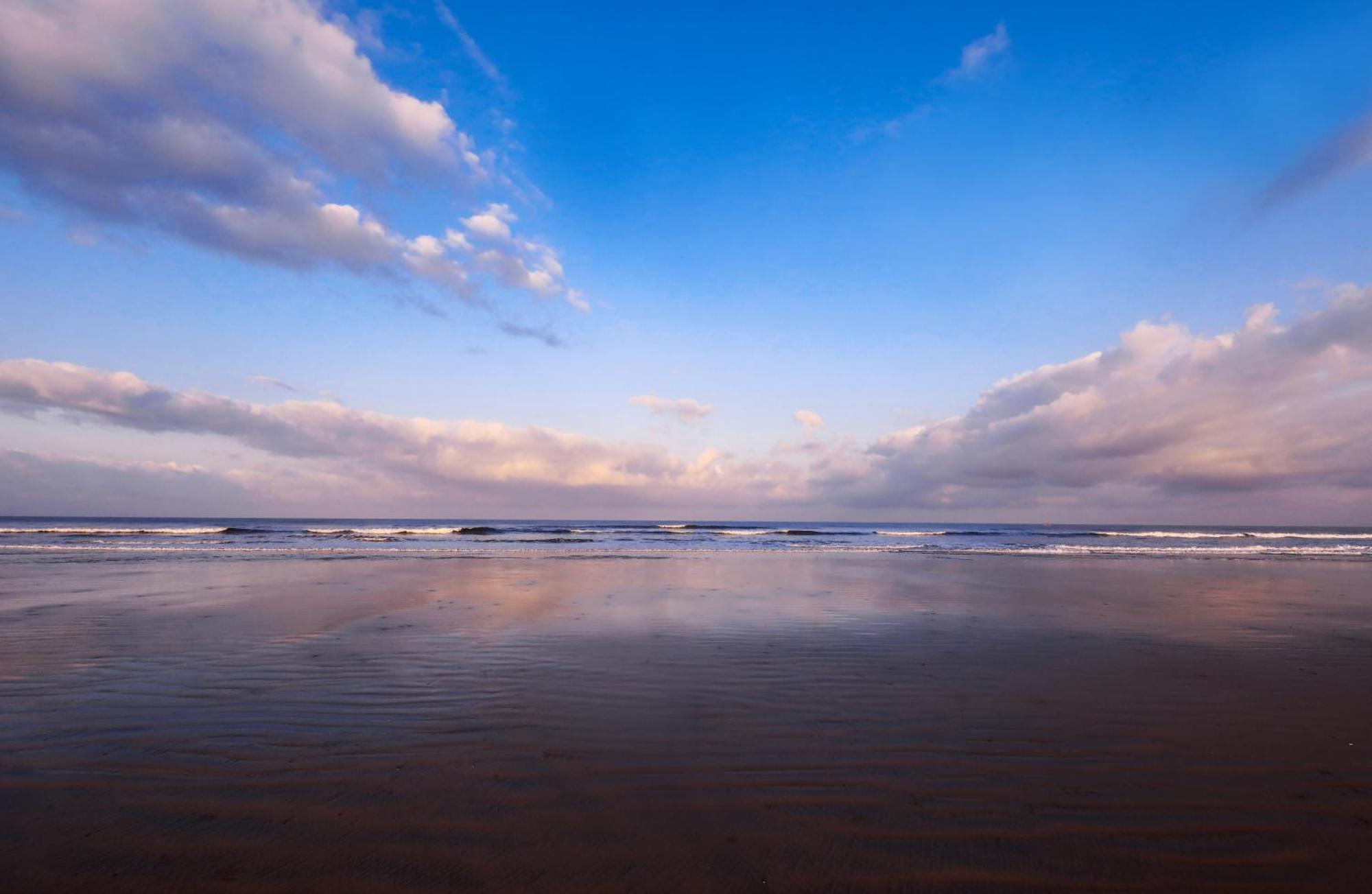 Blue Ocean The Fern Resort & Spa Ganpatipule Exterior photo